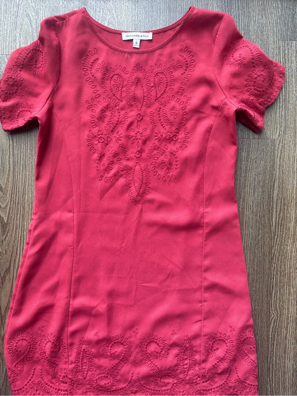 Abercrombie & Fitch Red Embroidered Shift Dress